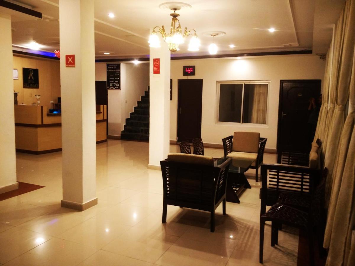 Hotel Hill Palace Kausani Buitenkant foto